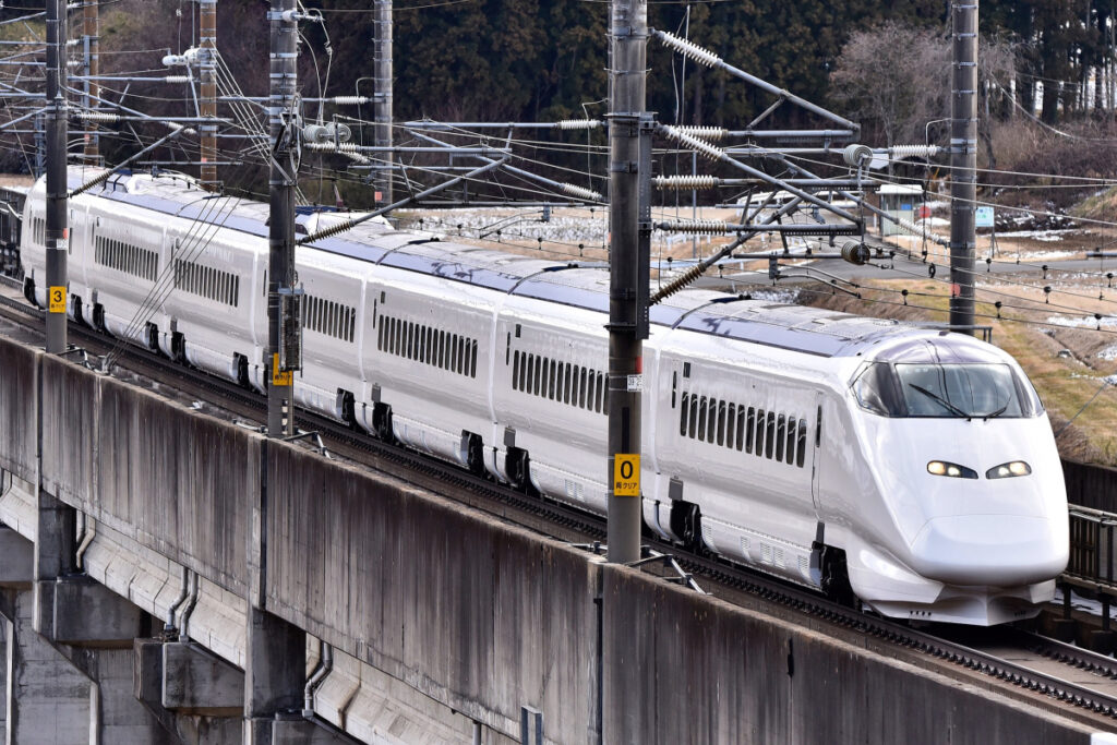 日本初の「荷物専用新幹線」が試運転！
