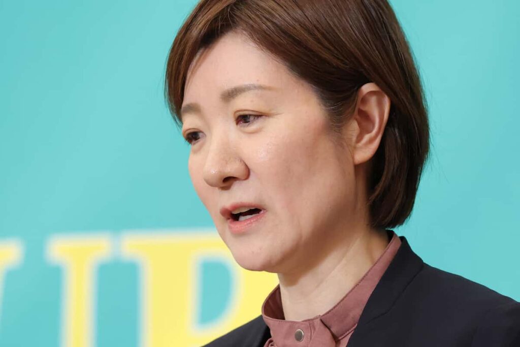 れいわ・大石あきこ「涙で目がはれている。泣きはらしている。」