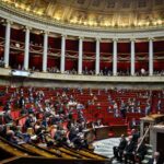 フランス、9月にも15歳未満のSNS禁止　「子どもたちの脳は米国にも、中国にも売り渡さない」