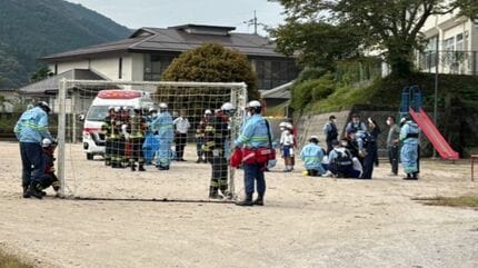 【岡山】女性教員が誤って催涙スプレーを噴射か　新見市の神代小学校で異臭騒ぎ　児童9人が目やのどに痛みを訴え救急搬送