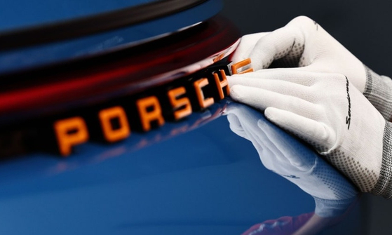 【ドイツ】「スーパーカーも耐えられず」営業利益99％急減、三重苦に陥るポルシェ