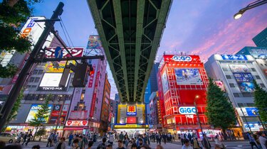 【秋葉原】「AKB48」「メイド」「萌え」が消えて“アキバ”が普通の繁華街に…「オタクの聖地」は新たな街へ大移動