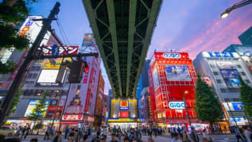 「AKB48」「メイド」「萌え」が消えて“アキバ”が普通の繁華街に…「オタクの聖地」は新たな街へ大移動