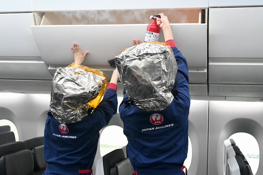 JAL、モバイルバッテリーの持ち込みルール周知強化　違反預け入れ、今年度1,300件超
