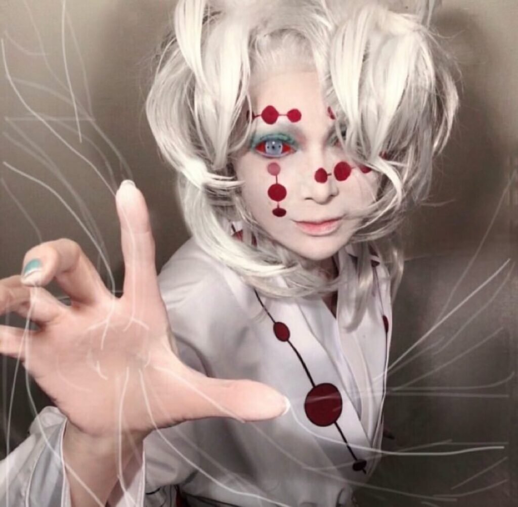 叶美香さん、『鬼滅の刃』累のコスプレを披露「リアルすぎて」「これぞアート」「さすがです」