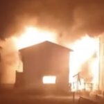 女子生徒「あの、なんかパソコンが爆発したんですけど…」