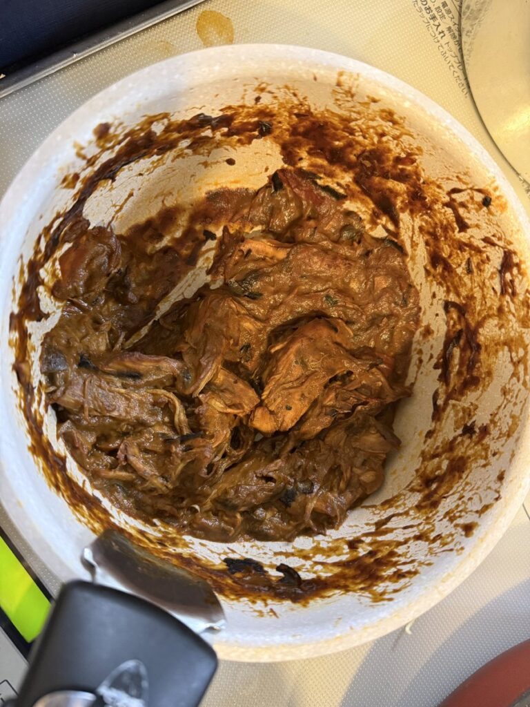 「ダークマターを生成してしまった」元アイドル古川未鈴の料理に料理研究家・リュウジも困惑 「待って、なに作ったの？?」