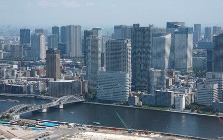 【国内総生産】実質GDP、年2．3％減に下方修正　設備投資落ち込み　7～9月期改定値