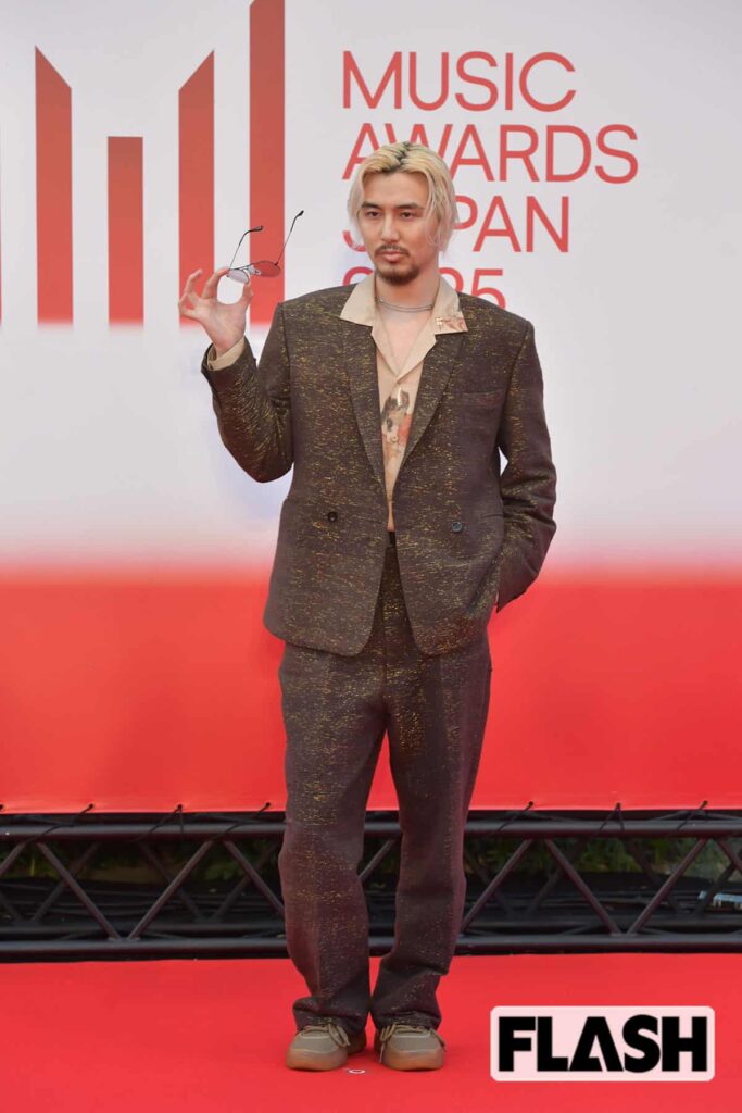 「今年も紅白でみたい歌手」ランキング〈白組編〉　GLAY、藤井風を抑えた1位は…