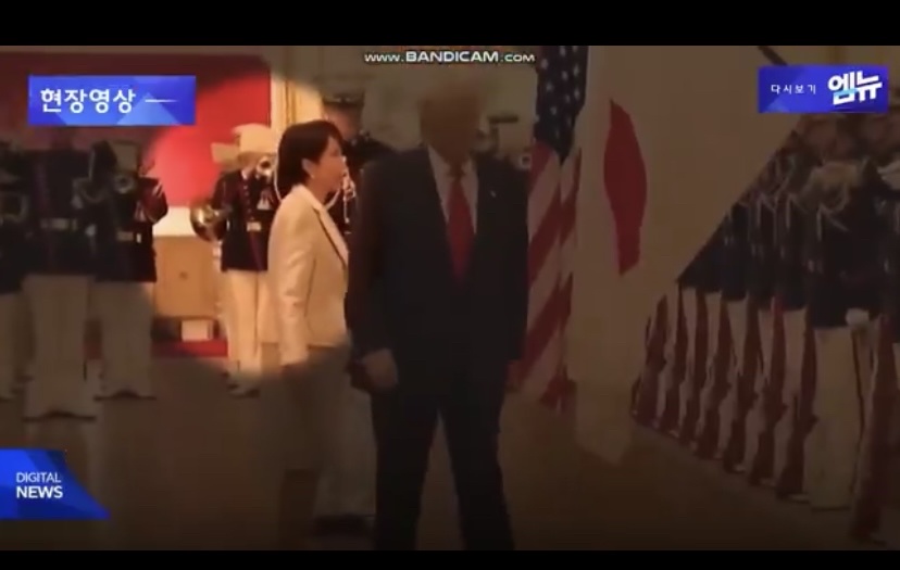 トランプ大統領、日本国旗を無視？　国旗大好き高市さん、開いた口が塞がらず