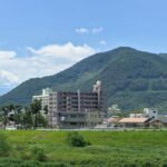 【山梨】温泉街で増える外国資本。地元のひと「ゴーストタウンになるより明かりがともり続けていた方が、まだいい」