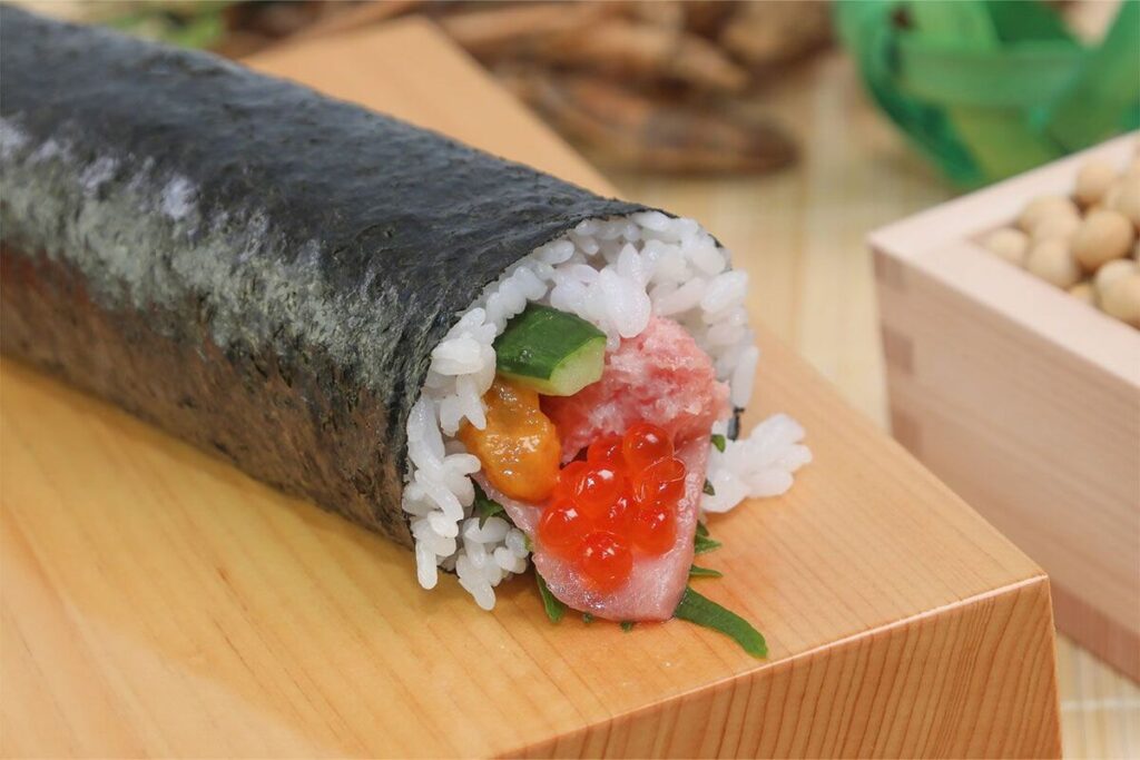 恵方巻の“大量廃棄写真”が8万いいね「もうやめませんか?」家畜の餌に再利用されるなら…議論も紛糾