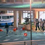 沖縄のバイク少年に警官が目に警棒突っ込み失明した事故で警察署襲撃した少年らに400万賠償命令