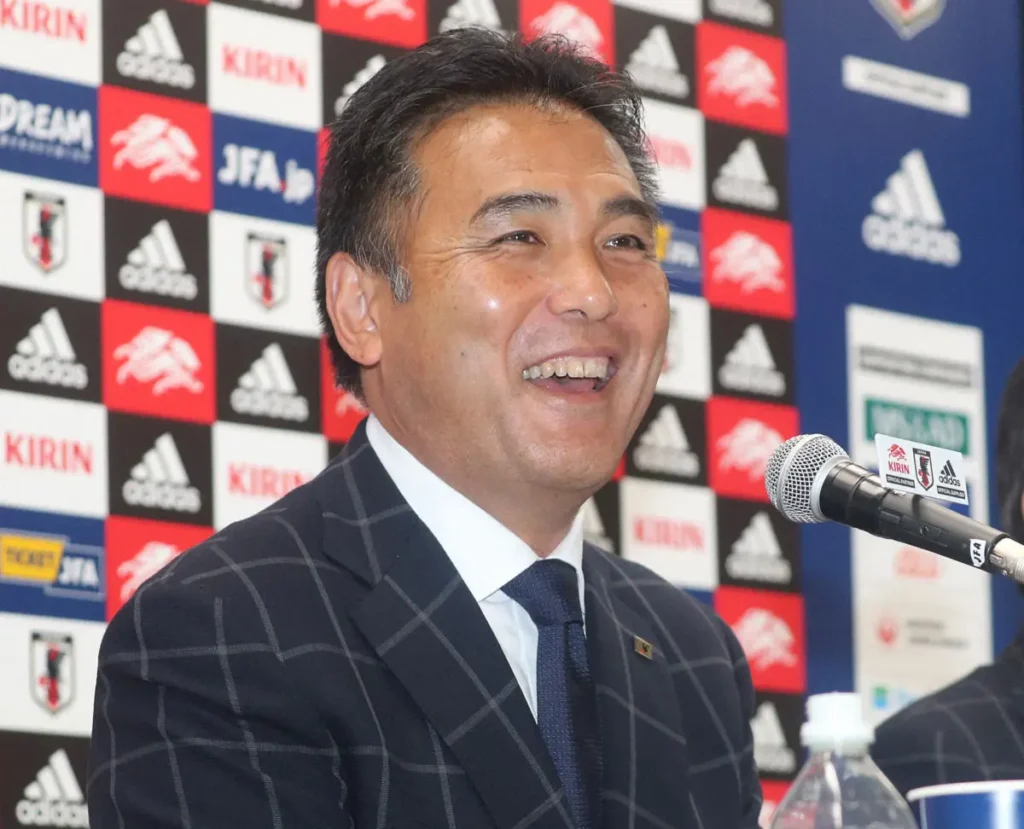 【社会】日本サッカー協会・影山雅永氏　児童ポルノ画像1621枚所持していた　仏で有罪判決