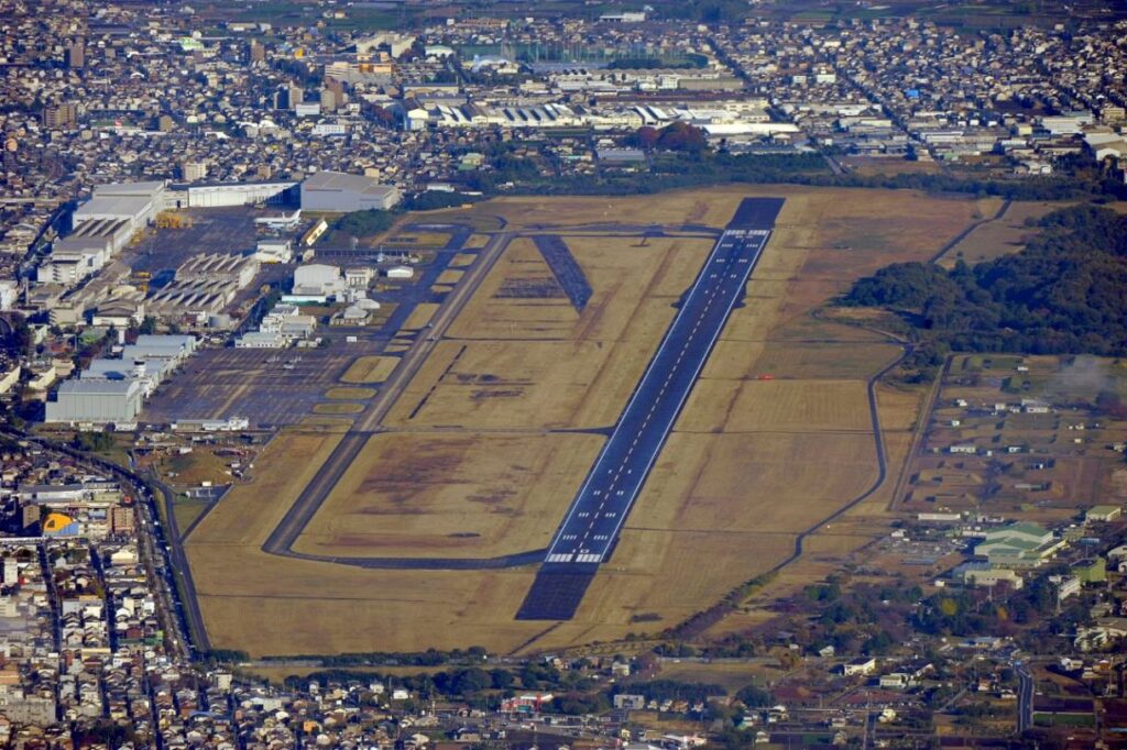 航空自衛隊岐阜基地が１日基地司令を募集。「ロシアとイスラエルを爆撃せよ」って命令していい？