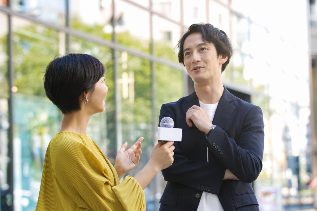 【テレビ】街頭インタビュー、断る人が続出…背景に「取材の浅さ」や「偏向報道されるから…」などの声