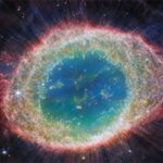 M57星雲に謎の構造体を発見