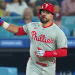 【MLB】56HR＆132打点でも“蚊帳の外”　シュワーバーに同情の声…選手会MVPでも絶望「0/30」