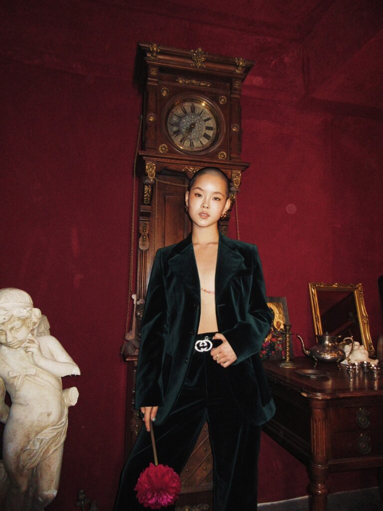 ガールズグループ「XG」のCOCONA（20）ノンバイナリー公表「自分では女性だとは思っていません」　胸の切除手術も