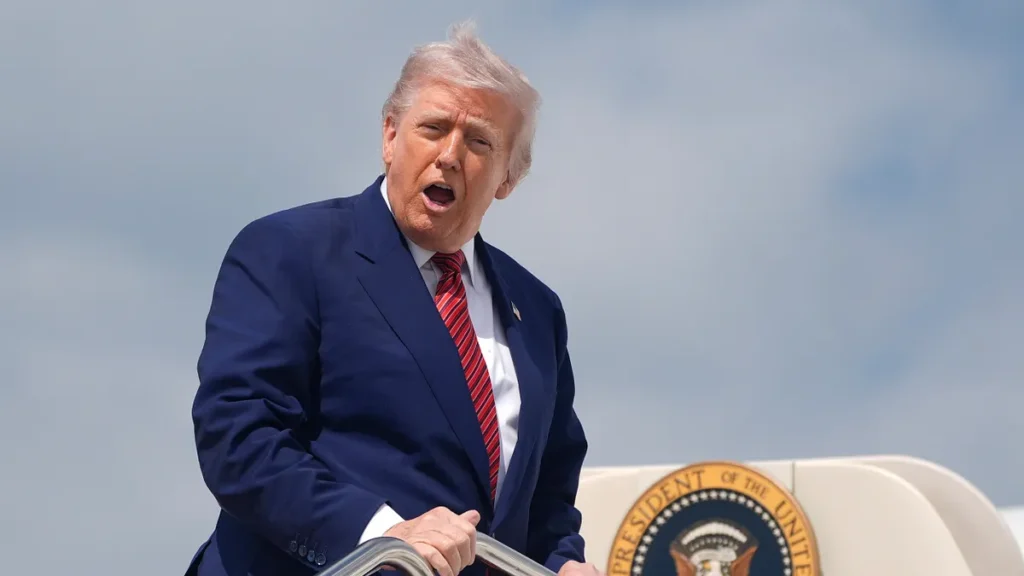 トランプ、NVIDIAチップの輸出を禁止する方針、中国だけでなくその他の国も対象だと暴走