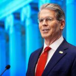 【NY円】一時154円台前半に下落　ベッセント米財務長官「(為替)介入していない」