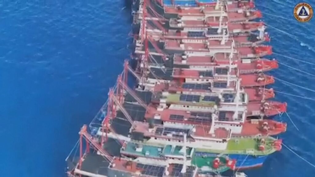 中国「漁船に乗った民間人を大量に送り込む作戦開始！」