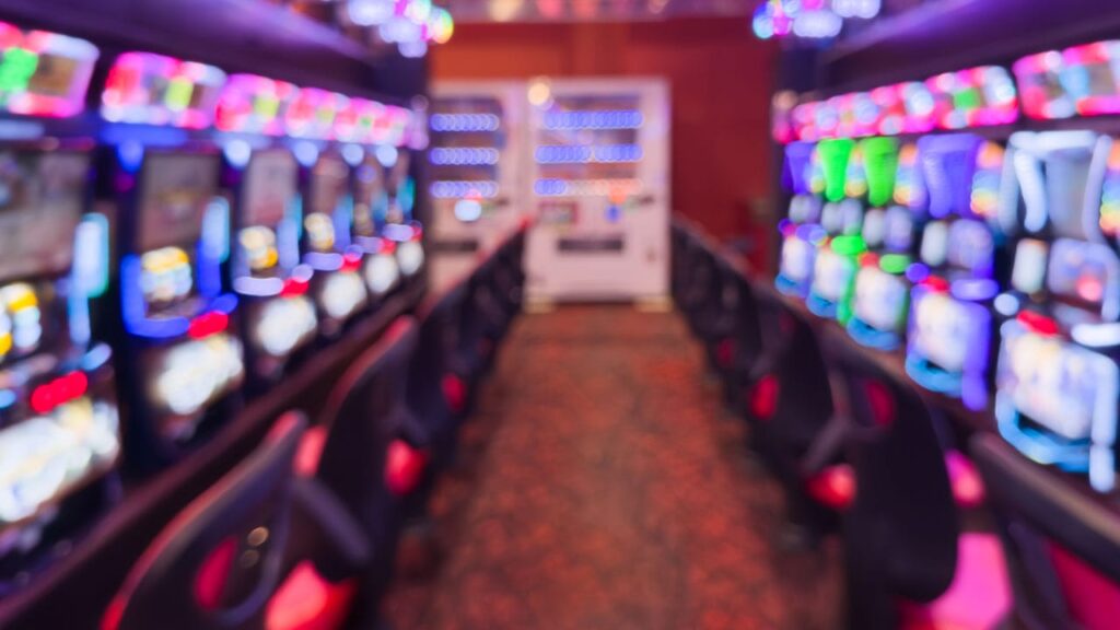 【定期】パチンコ屋店長ブチ切れ「最終警告。このままでは日本のすべてのパチンコ店が倒産します」