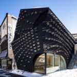 【画像】隈研吾が設計した草津温泉のペタペタ建築ｗ