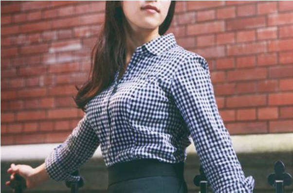 【研究】胸の大きい女性は自尊心が高い傾向がある