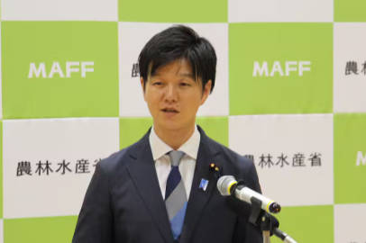 【政府】鈴木農相、おこめ券の補助も一計　物価高対応含む経済対策巡り