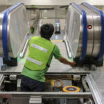 【国際】アメリカの高卒ブルーカラー「年収10万ドル超え」は日本の近未来