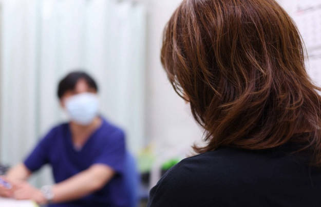 【英大規模研究】新型コロナ感染後遺症患者は１９０万人、感染後、６か月時点で、患者の５人に１人が MRI で心臓異常 (左室または右室の機能不全または拡張) を示し、その半数以上が１２か月後も持続