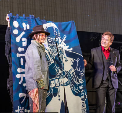 【速報】尾田栄一郎さん、ジャック・スパロウを描いてジョニーデップにプレゼント
