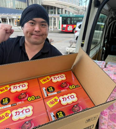 【光の戦士】へずまりゅう『震度6強の震災が発生してすぐに青森県に向かいました。怪我をして動けない方に物資をお届けしています。病院に行く為の送迎もしますので気軽にご連絡下さい』