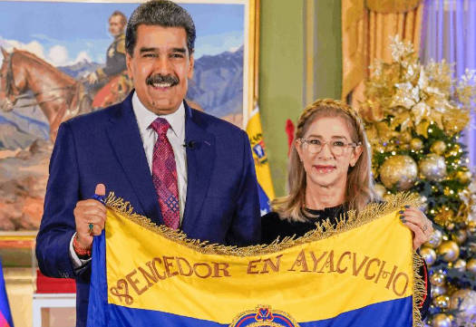 【悲報】ベネズエラの大統領夫妻、政権幹部に避難を勧められ飛行機に乗ったらアメリカ直行