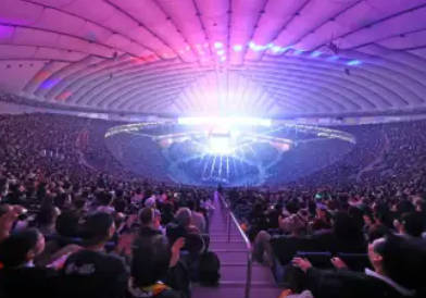 年末年始スタジアム・アリーナ競技動員ランキング　1位高校サッカー決勝、2位新日本プロレスドーム大会、3位大学ラグビー決勝早明戦