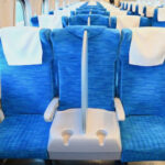 「金払って指定席。誰が来ても譲る必要ない」。失われる日本人の美徳。一昔前の日本人なら有り得ない