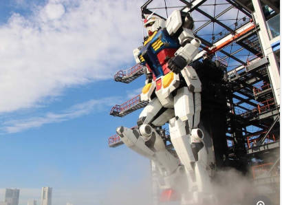 デザインが糞すぎた。横浜の歩く実物大ガンダム32億の赤字で特別清算。2000円払って見る客がいなかった