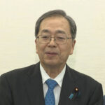 中革「経済の基本はベーシックインカムなどの社会保障」