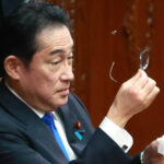 【衝撃】眼鏡のプロ「正直、メガネは選び方で9割決まります🤓」