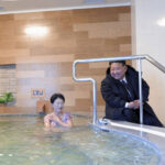 【朗報】金正恩さん、女湯に侵入ww