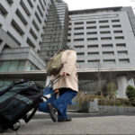 「外国人に生活保護が乗っ取られる！」の嘘　230万世帯中外国人は4万しかいないではないか