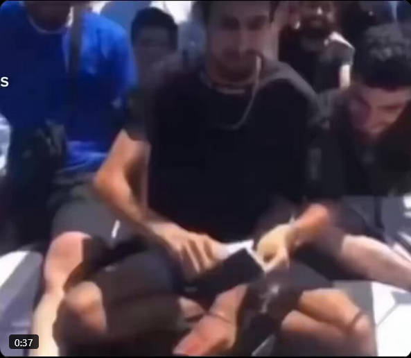 【スペイン終了】不法移民たちが、スペインに足を踏み入れた瞬間に国外退去されるのを避けるため、パスポートを破り捨てる