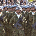 【悲報】戦争になったら国のために戦う日本人13.2%w