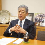 高市早苗の悲願「食料品税率0%」自民党内部、岩谷毅が痛烈に批判。なぜ？