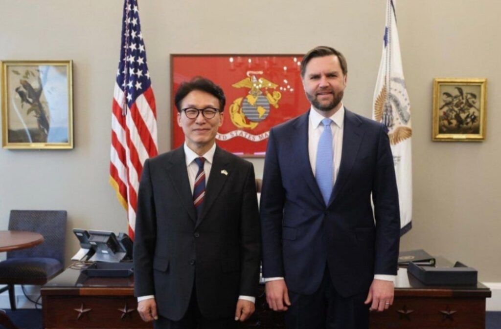 【後頭部】金民錫首相、合衆国と意思疎通ができた。副大統領の直通電話番号も教えてもらった！⇒ 翌日関税を25％に再アゲ！