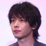 【デイリー新潮】 TBS「世界進出」に黄色信号か　日韓合作K-POPドラマが異例の不振、視聴率急落のワケ