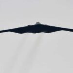 【B2ステルス戦略爆撃機を25機追加発注した】トランプ米大統領が性能称賛 「完全に探知不可能だ」