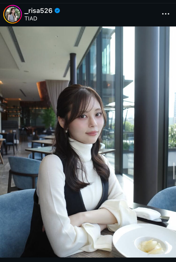 【画像】キラキラ女子👩「ギャーッッ！都会のキラキラオシャレ生活楽しすぎーーっ！！」パシャ