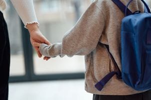 【社会】「在来線なら、言わなくても誰かが譲ってくれるのに」新幹線自由席で「子連れ妊婦」に誰1人席を譲らず。世知辛い世の中…とため息